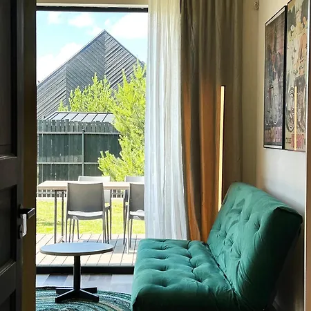 Laimingi Namai Semesterbostad *